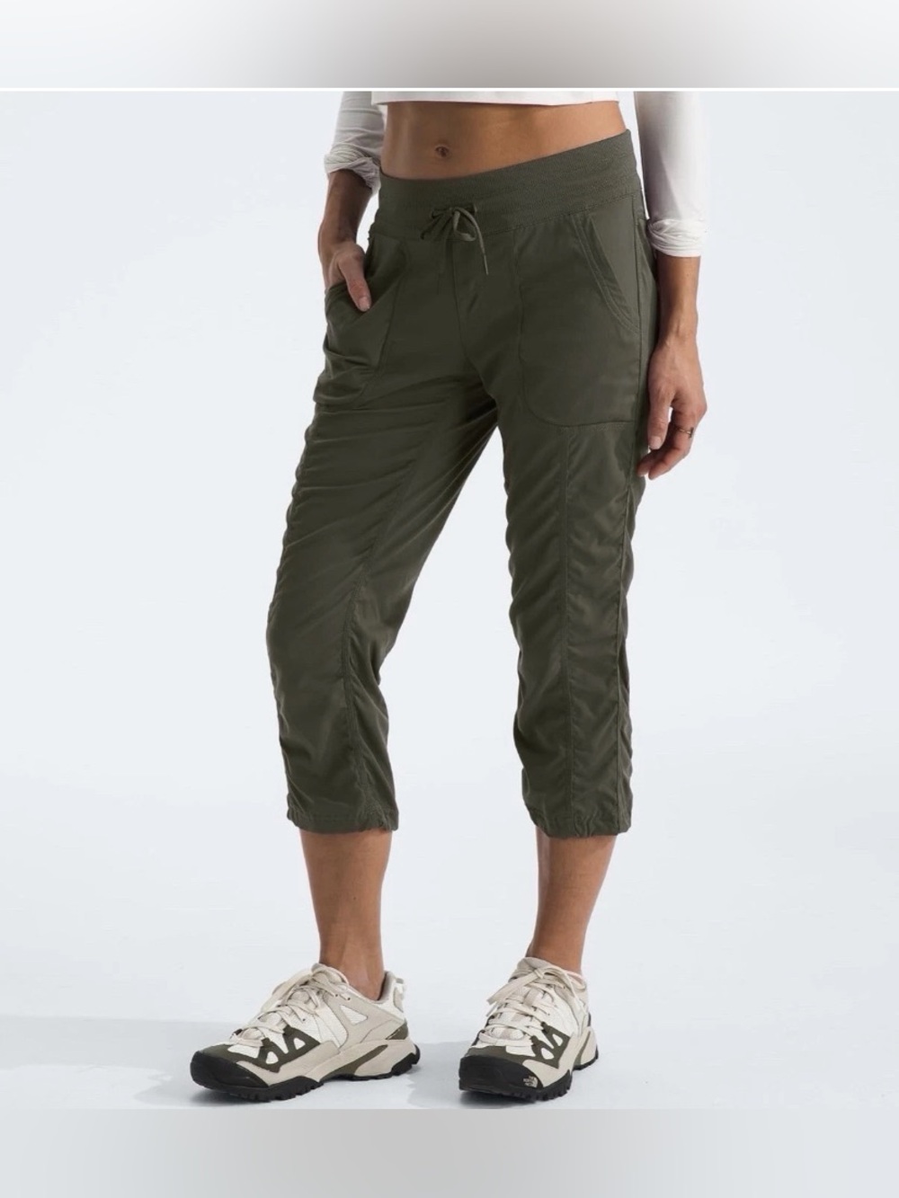 The North Face Aphrodite 2.0 Capri Pants Women’s medium